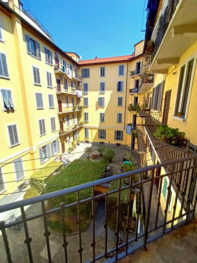 Charming Design Apartment Into Navigli District Milan Exterior photo